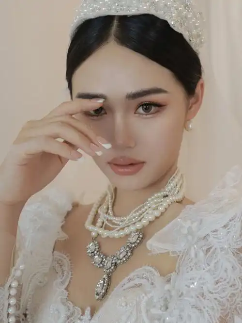 浓颜泰式新娘妆适合亚洲人的轻混血妆