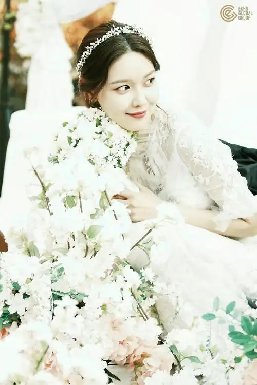 给人比花娇的姐姐打call. 【有没有脑补欧巴真的结婚的样子啊～】