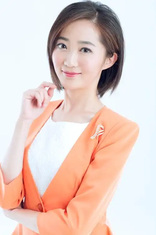 2015smg主持人新秀候选人-周瑜_上海图文_看看新闻