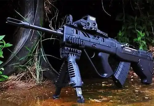 外贸型枪械到底怎么样 看看这两款国产名枪的无托式