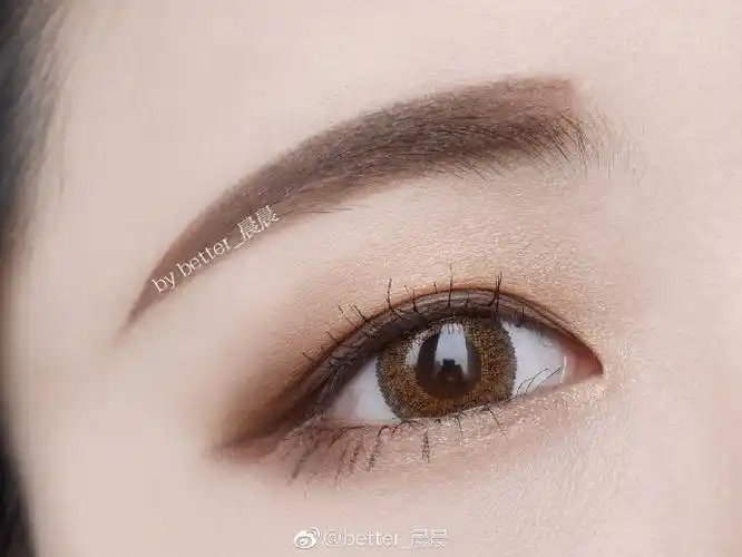 晨晨share#intergrate 裸色光感渐层五色眼影 br353【浮力:关77转