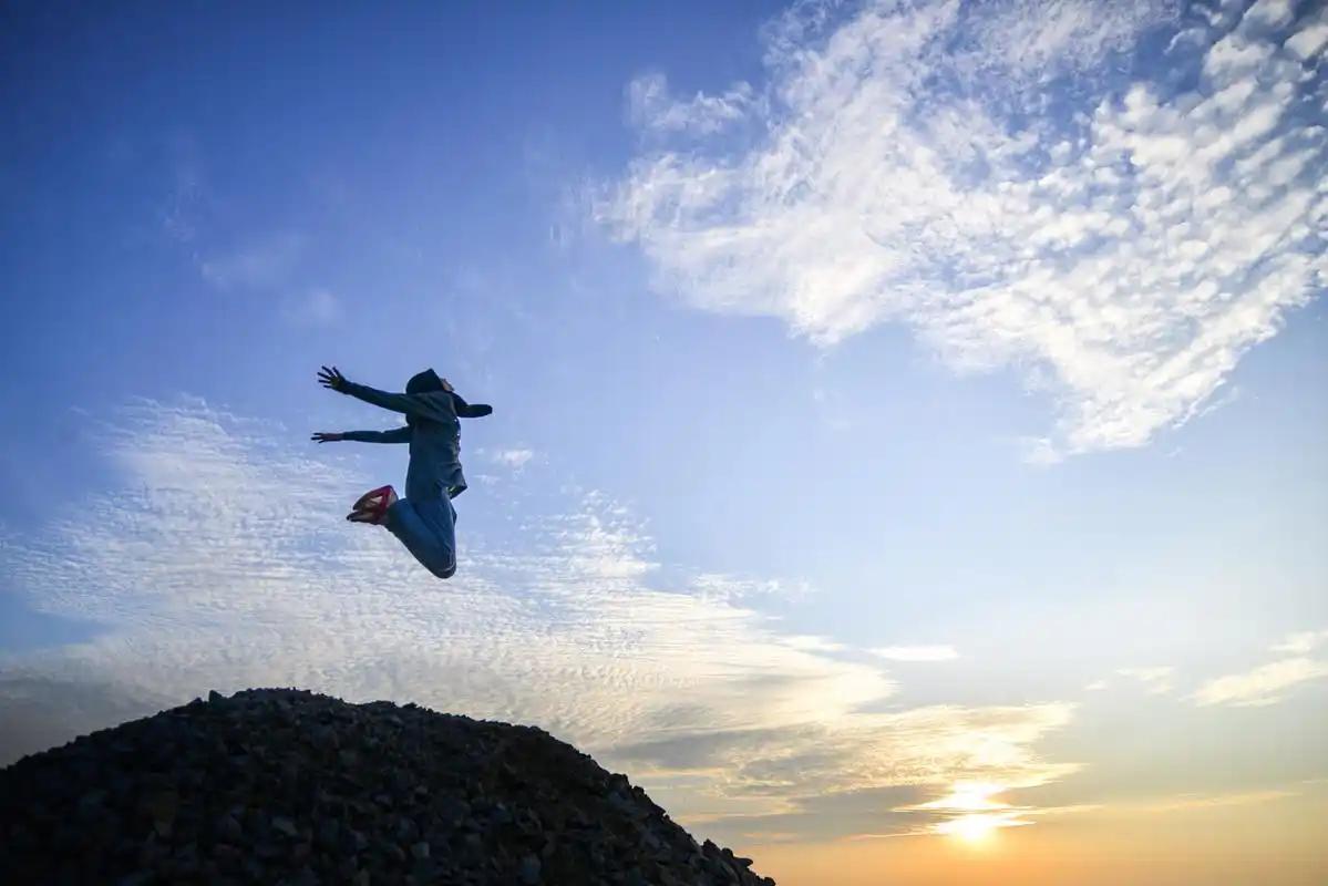 不要害怕困难和挑战,它们是人生的磨刀石.勇敢面对,相信自己的能力.