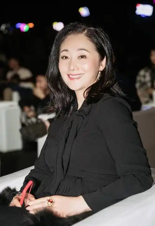 原创演员娟子出演琼瑶剧走红是张涵予同学也是8090后心中的白月光