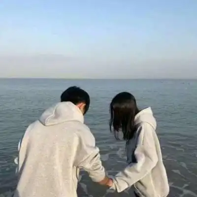 唯美背影头像_情侣头像_春晓悦读