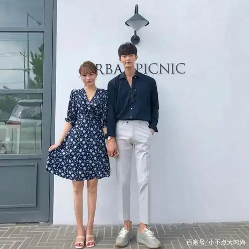 身高156小个子跟183男友情侣装搭配,显高时尚气质,秀恩爱很高级