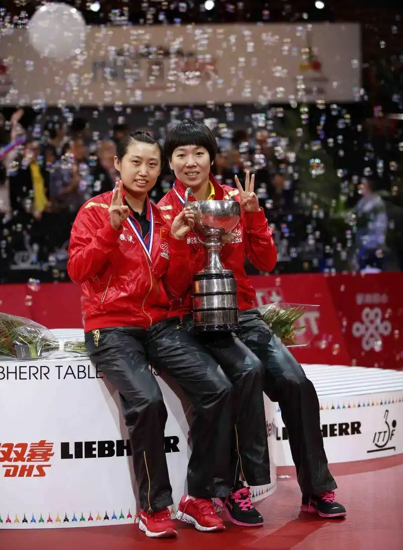 李晓霞巴黎问鼎成就乒坛大满贯