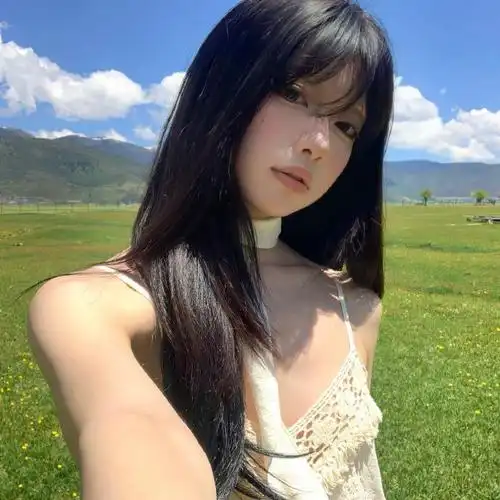 精选363436373039女生头像