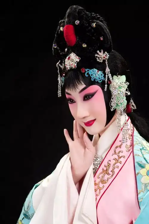 每周一星|9月30日 廊坊壹佰剧院 上演剧目《柳荫记》 主演:窦晓璇