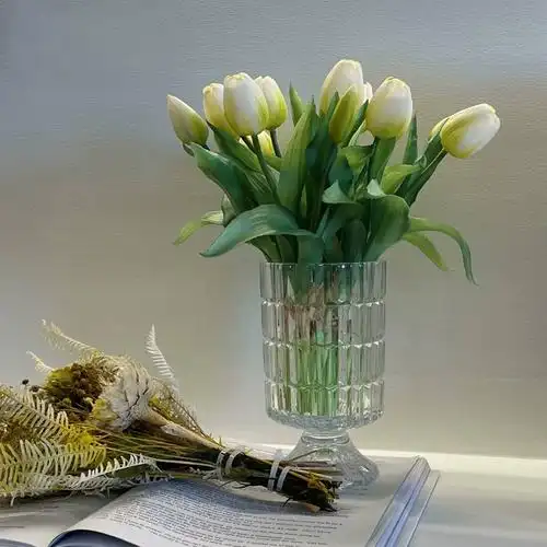 郁金香仿真花高档pu单支白色假花ins北欧风卧室内客厅装饰摆设件