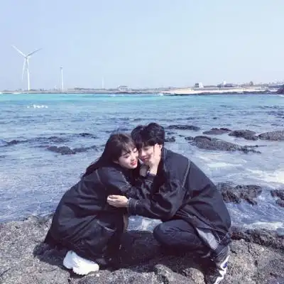 2021微信情侣头像合照双人真实