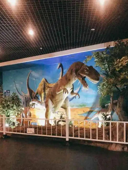 现在才知道新疆也是有恐龙遗址的."-大众点评移动版