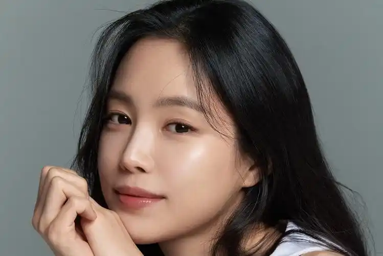 p data-id="gocnut3g0c">孙娜恩