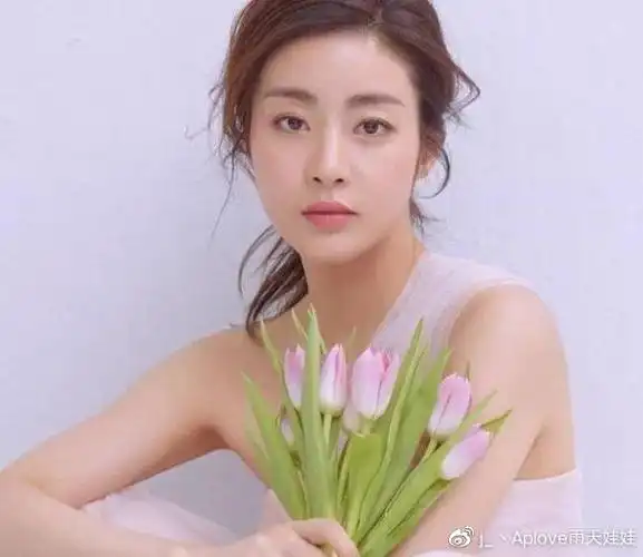 玄彬前女友姜素拉宣布结婚!有着天使脸蛋,让玄彬一见钟情的女人