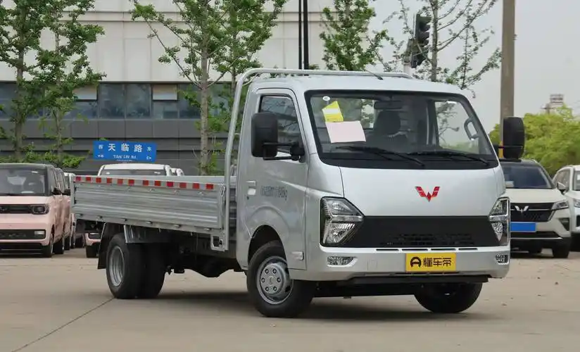 五菱龙卡3.8米货厢全是细节!货车也可以很精致!_搜狐汽车_搜狐网