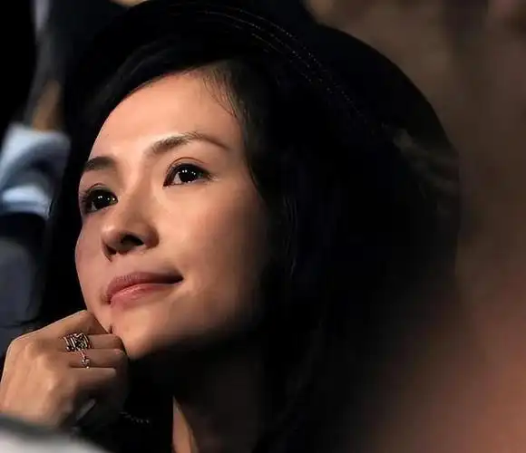 章子怡与汪峰离婚不到一年,官宣喜讯:恭喜自己,终于等到这一天