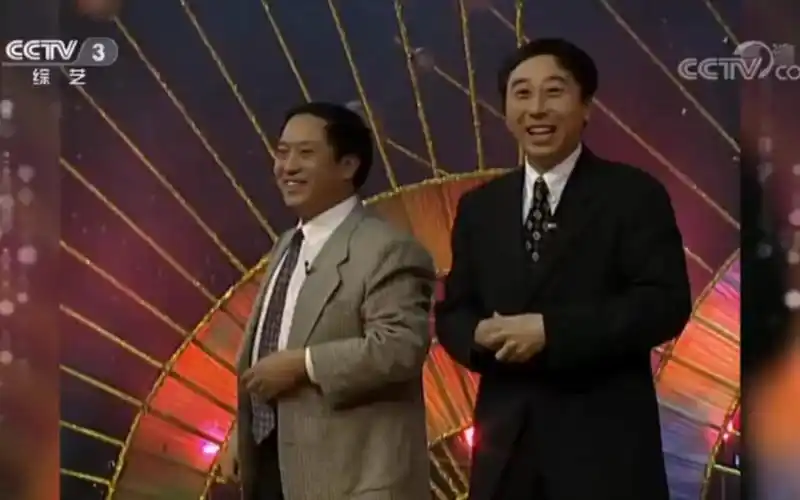 我说了好看不算,您点开看【冯巩 牛群】相声《合集》