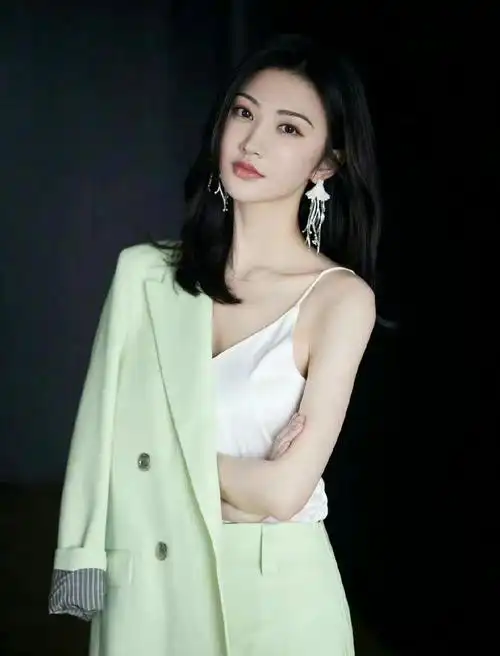 景甜变得不好看了吗