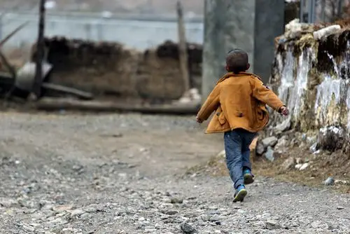 小小少年——高原乡村顽皮的小男孩