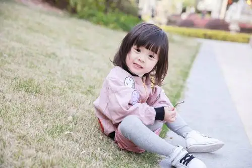 哈琳 萌娃 可爱 - 堆糖,美图壁纸兴趣社区