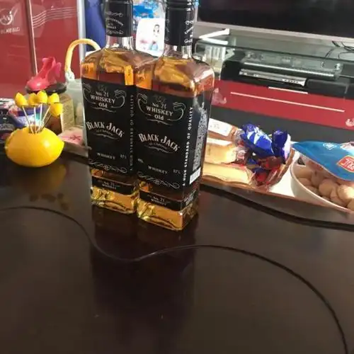 乌克兰原瓶进口洋酒40度黑杰克威士忌700ml