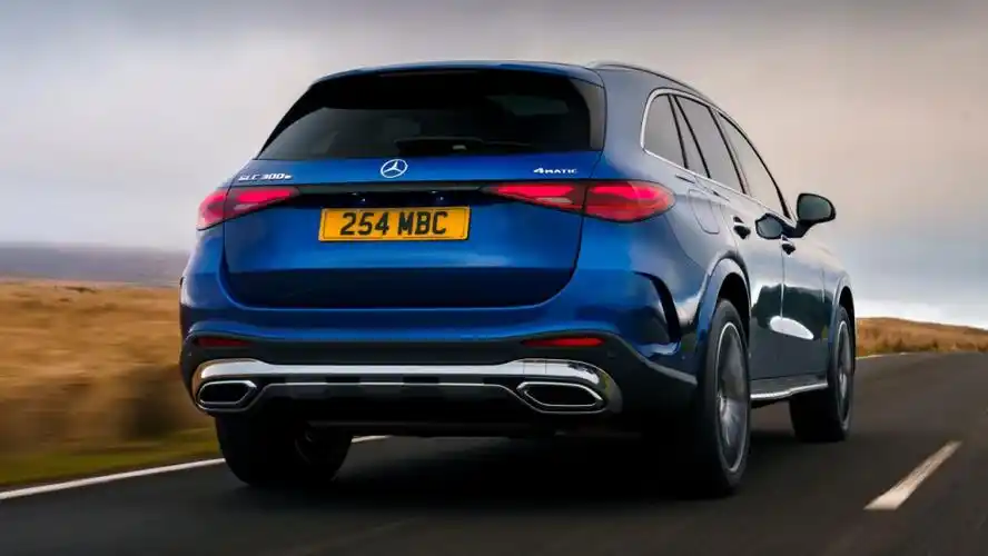 新增插电混动动力,全新一代奔驰glc 300e车型实拍图发布_腾讯新闻