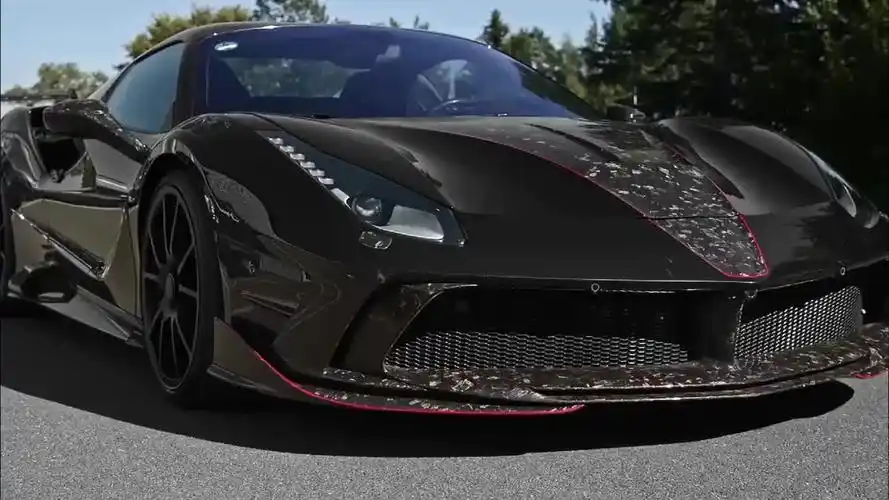 快镜头展示迈莎锐版法拉利488外观及内饰