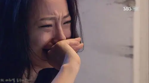 那么的撕心裂肺,有些时光,有些故事,有些人就曾让我为此悲伤的哭泣