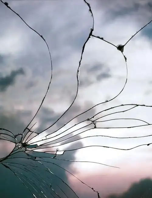 意境图片,碎镜是一种残缺美_唯美图片