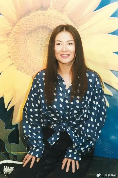 65岁天后终生未婚,无性无爱,流落街头无人问津,被母亲毁掉一生|陈淑桦