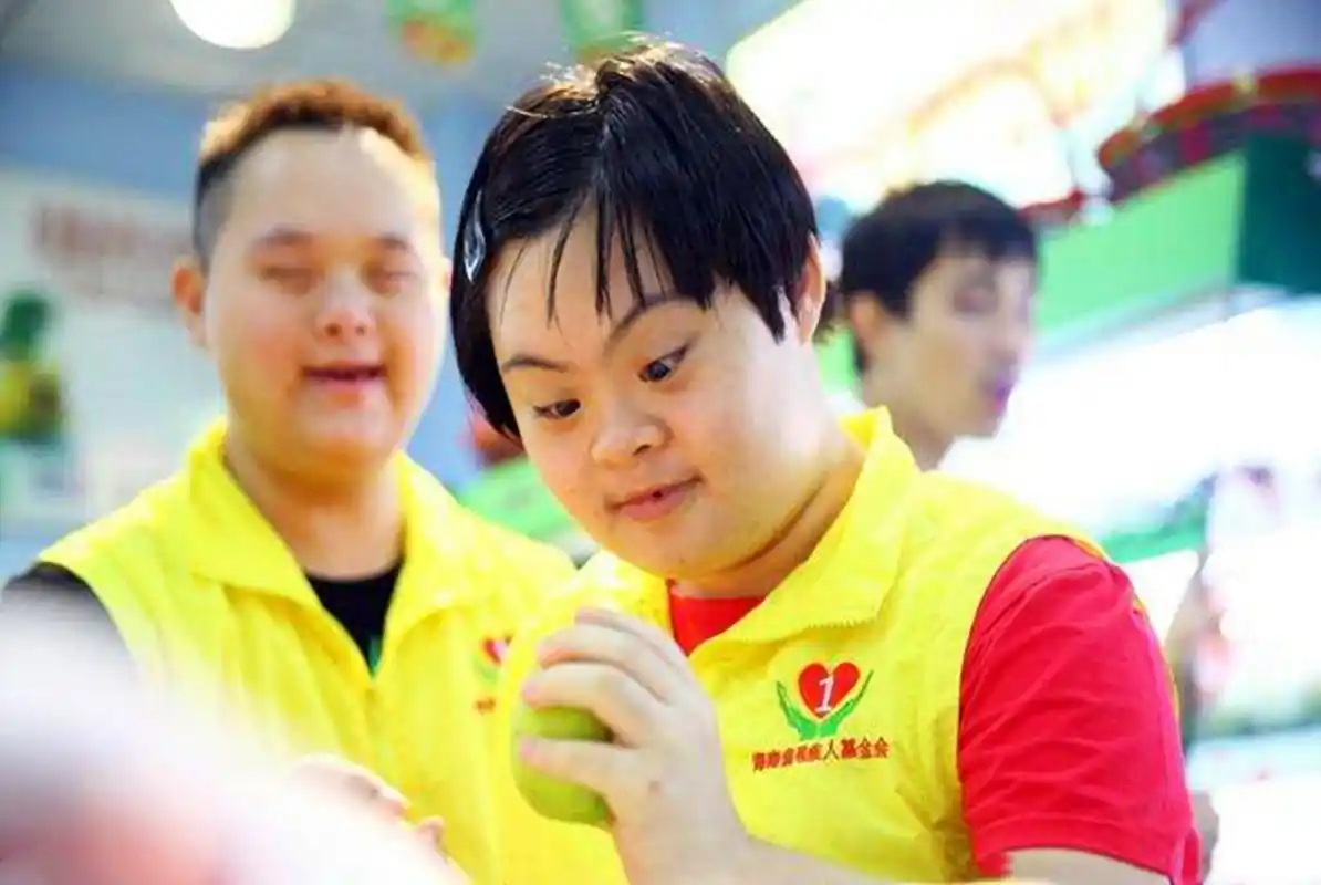 原创"断掌"是唐氏儿的表现?两处体貌特征暗示患病,预防从怀孕抓起