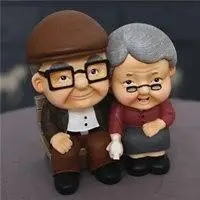 相亲相爱老年图片头像 恩爱老年人情侣头像【点击鼠标右键下载】