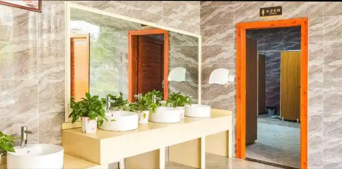 干净整洁的洗手台.