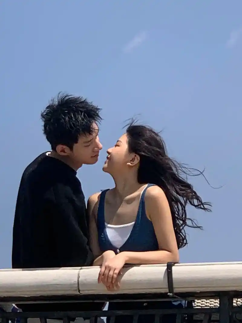 情侣日常 #情侣写真 - 抖音