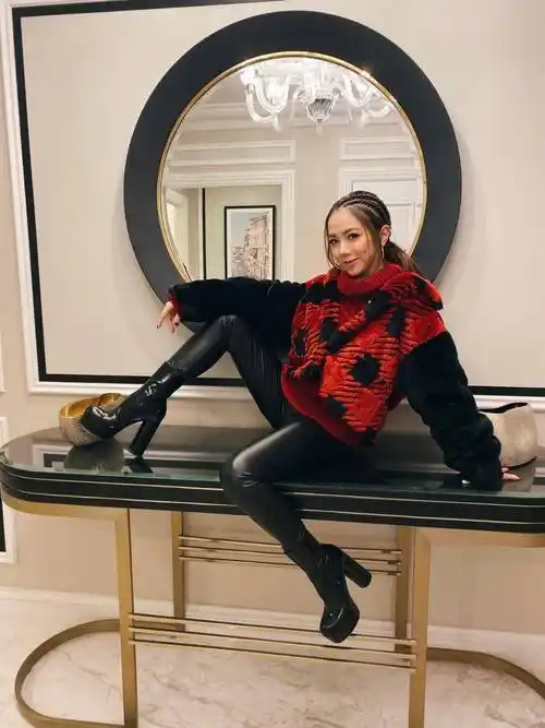 邓紫棋真是显高能手!