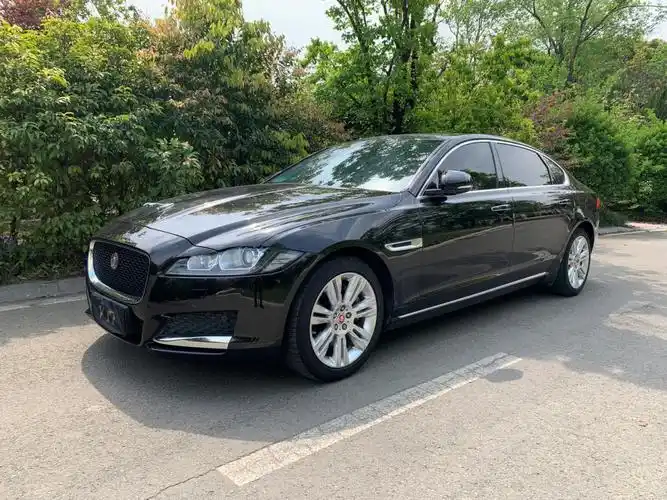 2017款捷豹xfl20t240ps奢华版