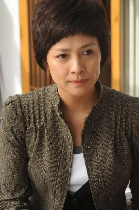 知名女星苏瑾出道即巅峰事业红火却选择结婚生子