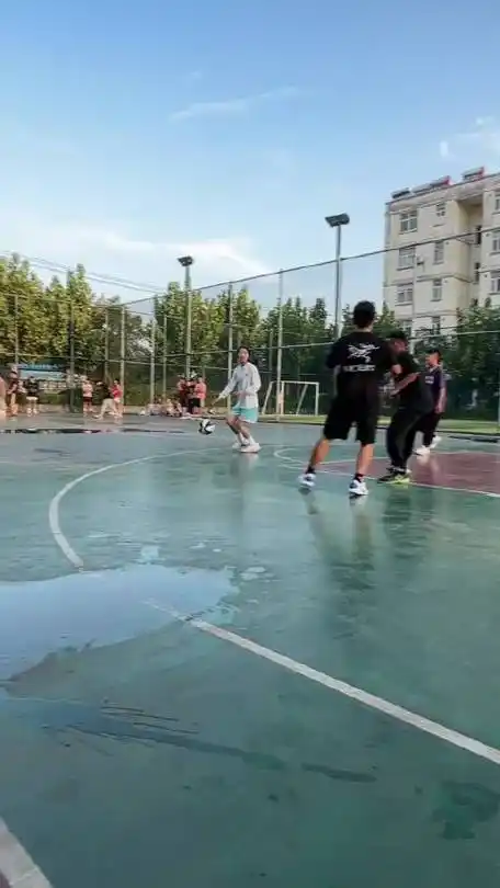 灌篮日夜的微博视频