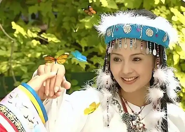 历史上的香妃真的身带奇香吗?乾隆为何对她如此疯魔