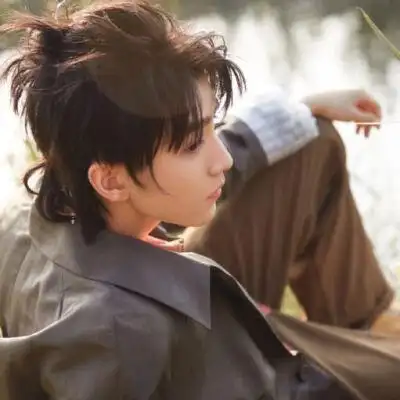 王俊凯中餐厅头像