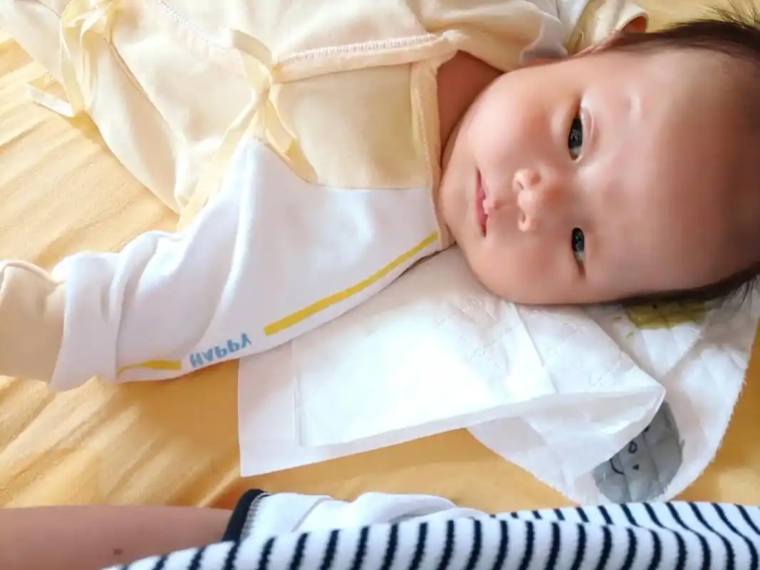 宝宝孙子满月了,祝你快快乐乐的长大@#只有照片能记录这份珍贵 - 抖音