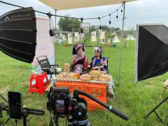 玉州区农产品搭乘电商快车直播带货助农增收