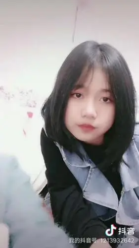 「急寻」12岁女孩在湖北省咸宁市赤壁市书院路3号走失