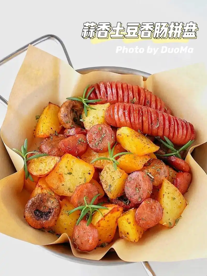 超满足brunch |蒜香土豆香肠拼盘|简单土豆怎么做?土豆 - 抖音
