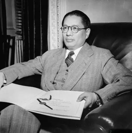 宋子文被妹夫打内战害惨了