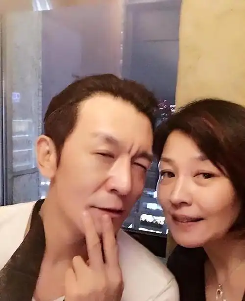 哈文改嫁的丈夫是谁(丈夫离世4年后依然赡养公婆)