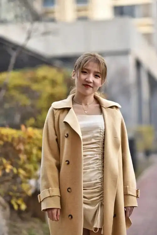 人像 [105mm f/1.4e ed]