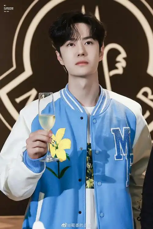 王一博清爽男高