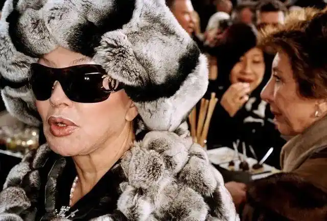 "我其实是一直在拍那些追求娱乐者(leisure pursuits),闲暇时光中