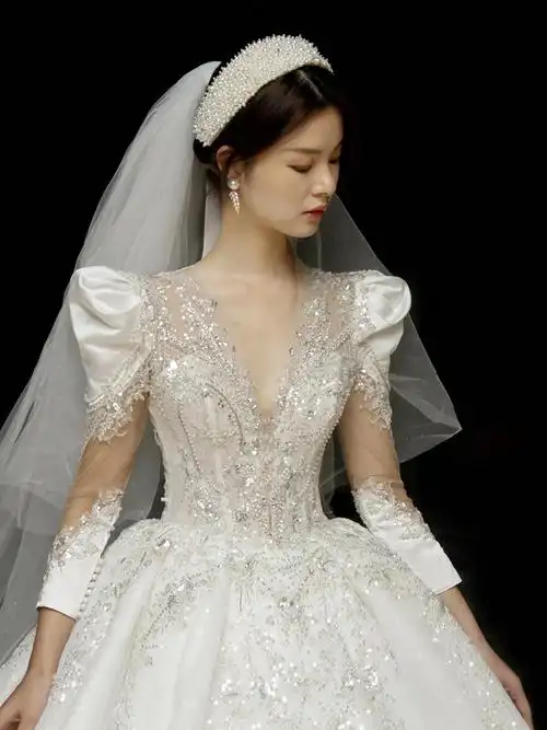 2021新款重工主婚纱长袖v领一字肩新娘仪式奢华宫廷大拖尾冬季女