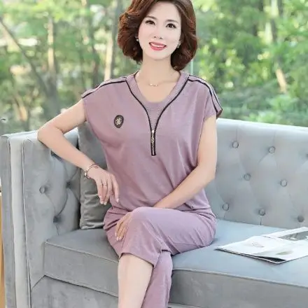 40岁-50岁妈妈装夏装套装中年女短袖t恤上衣中老年人女装18